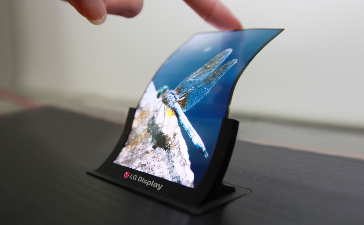 OLED displej