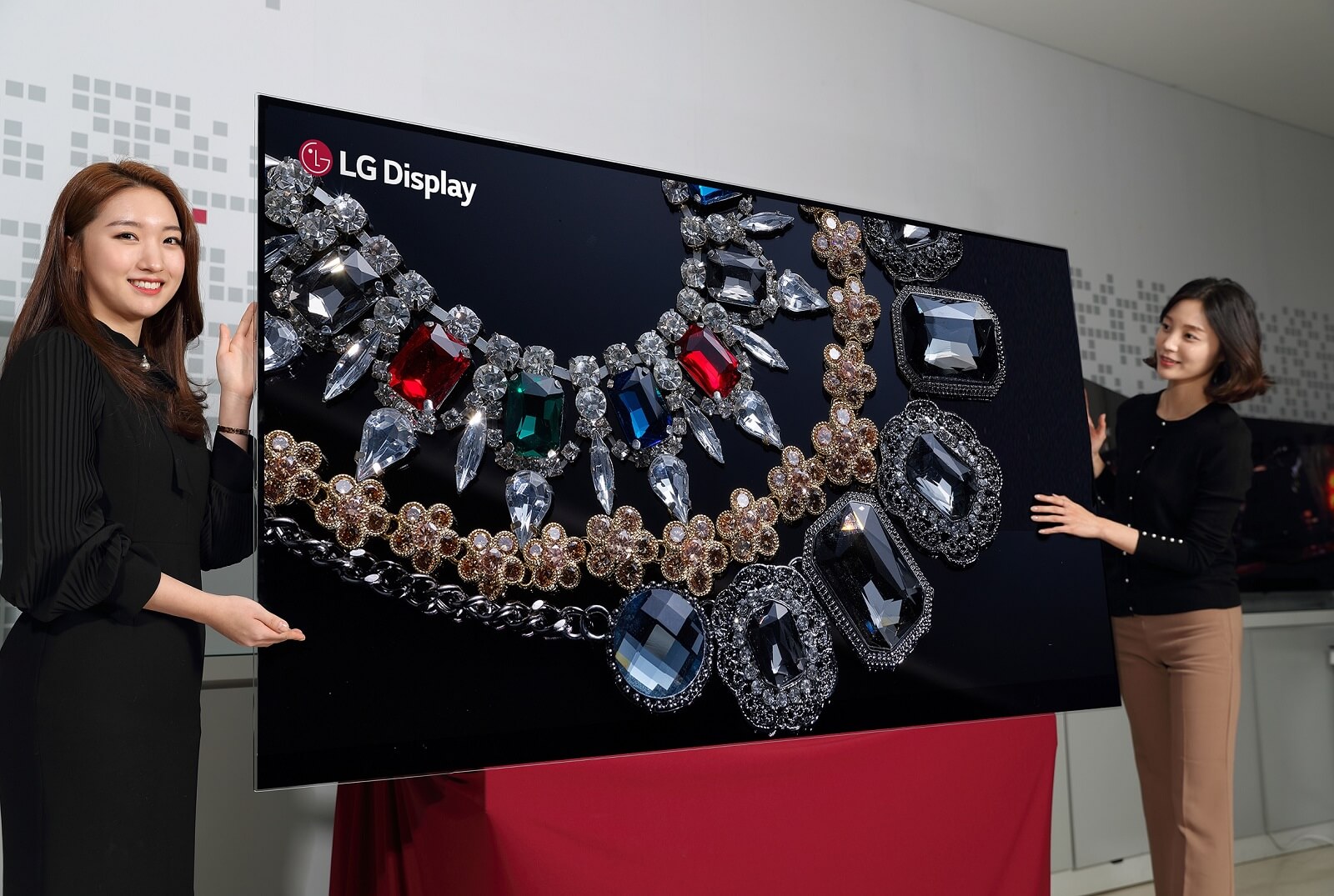 OLED televizor