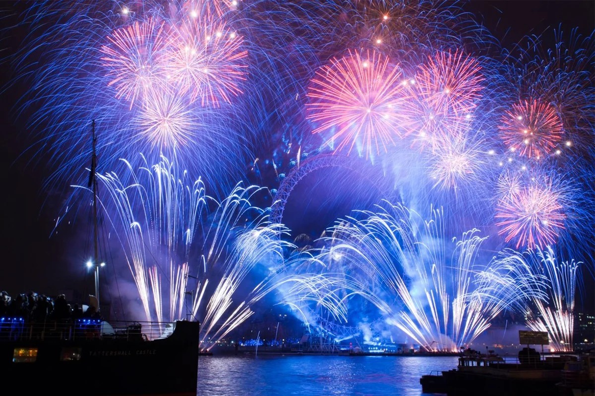 Od decembra platia prísnejšie zákazy ohňostrojov: nové zóny obmedzujú pyrotechniku pri nemocniciach