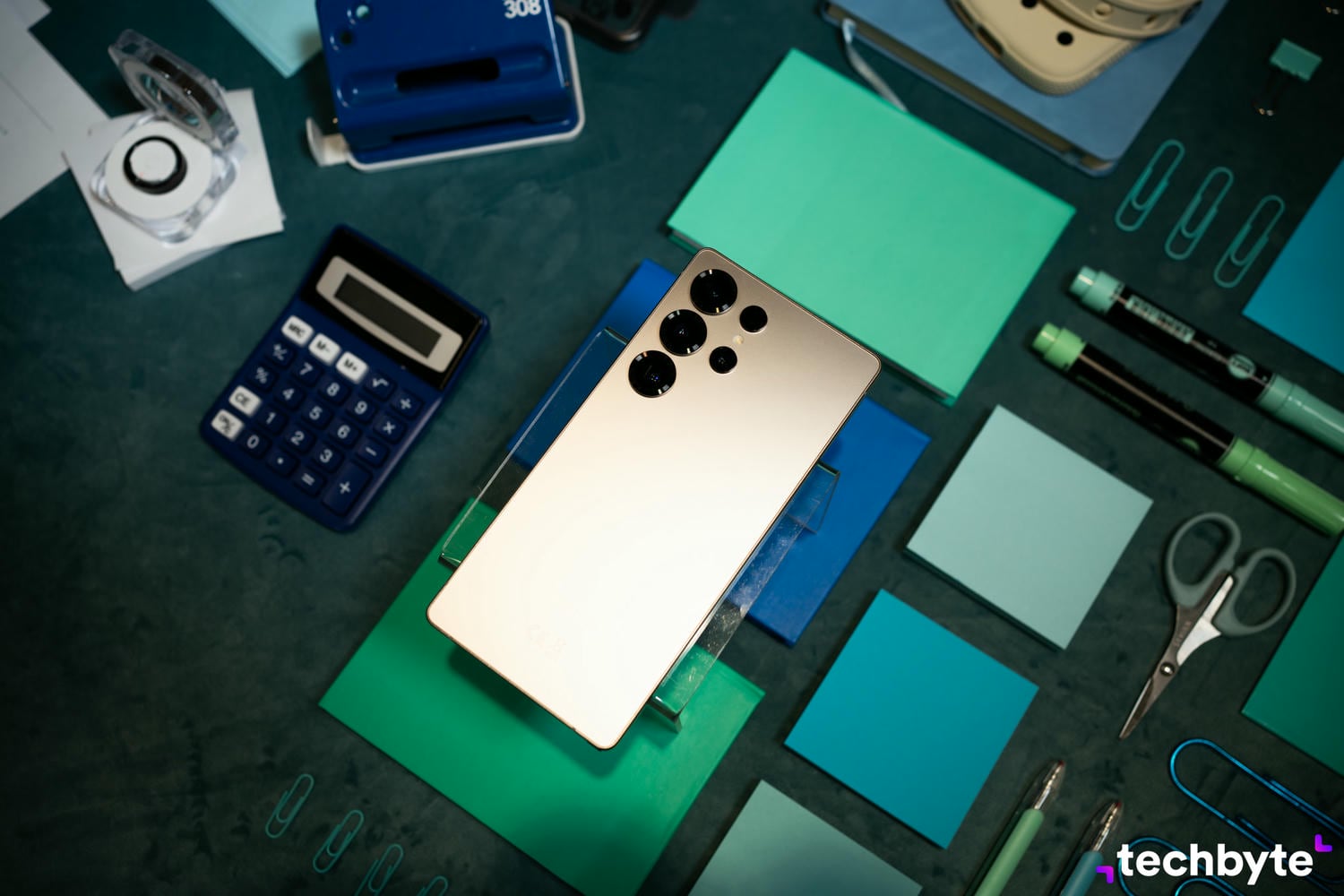 Samsung zavádza 60 W nabíjanie, prvým smartfónom s novinkou bude Galaxy S26 Ultra