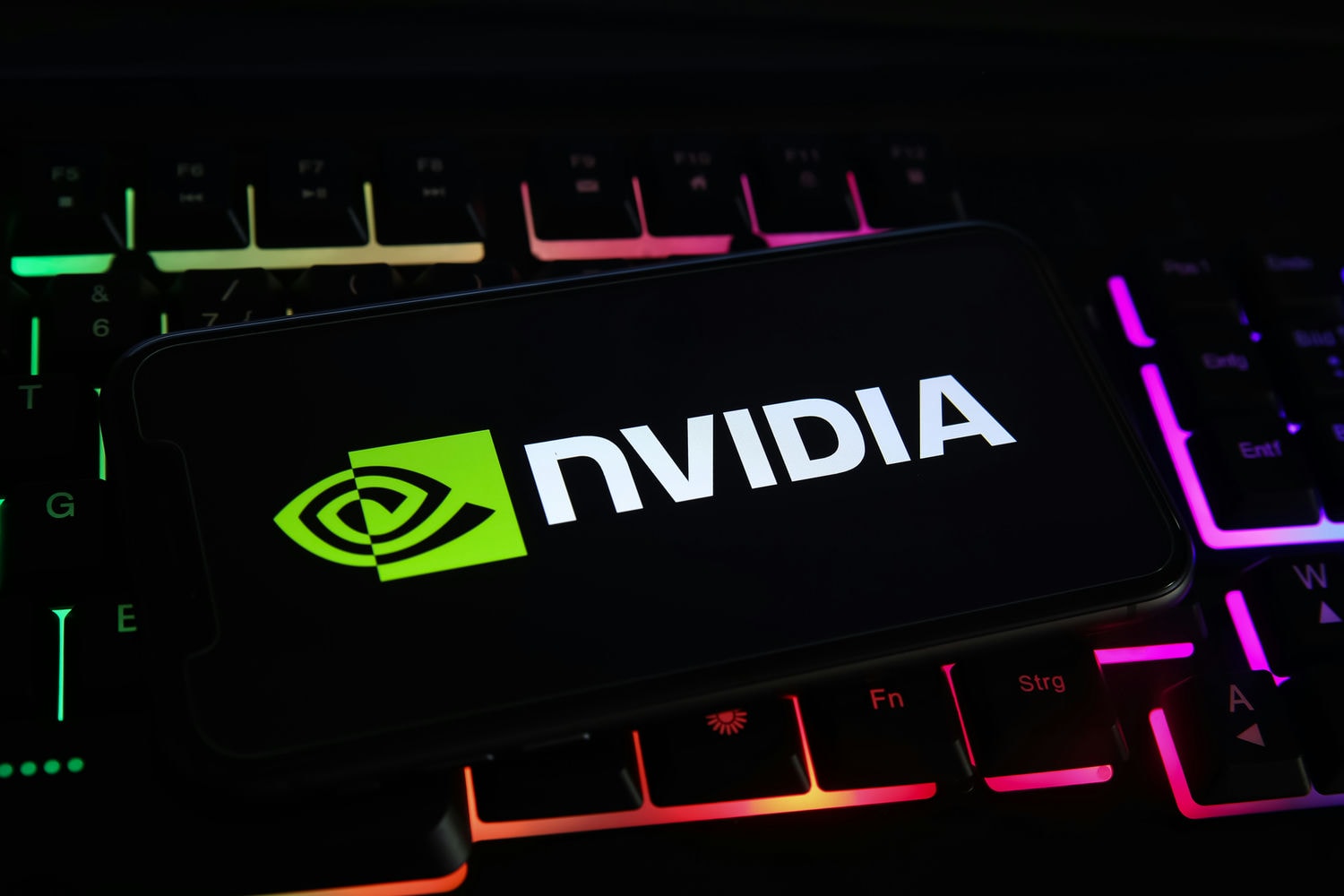 Nvidia v roku 2026 obmedzí výrobu RTX 50 o 30 až 40 percent